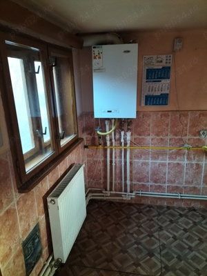 Vind casa in Oradea zona Cantemir singur in curte 3 camere 123.000 euro  - imagine 2