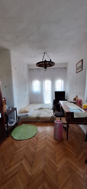 De vanzare apartament cu patru camere Odoreu - imagine 8