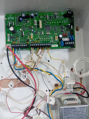 Paradox Magellan MG-5050. Alarma Paradox Magellan.Magellan 5050 alarma. Alarma unitate Magellan.