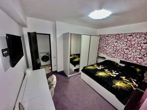 Închiriez apartament cu doua camere 