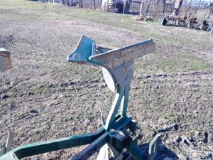 Plug reversibil 2 brazde  - imagine 7