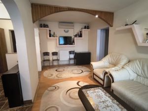 Apartament 3 camere,  etaj 1, Zona  Supeco - imagine 2