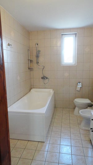 Inchiriez casa 4 camere zona Subcetate - ID : RH-42212-property - imagine 8