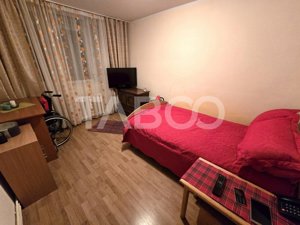 Apartament decomandat de vanzare 2 camere balcon lift Siretului Sibiu - imagine 4