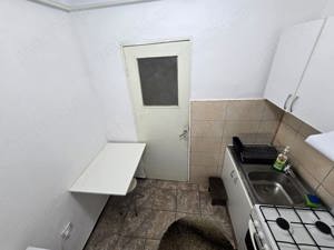 De vanzare apartament cu 3 camere Micro 19 - imagine 2