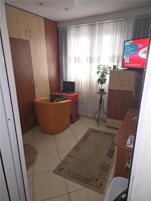 Vanzare apartament 4 camere Tei - imagine 3