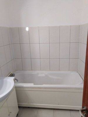 Spitalul Judetean apartament mobilat-utilat - imagine 8