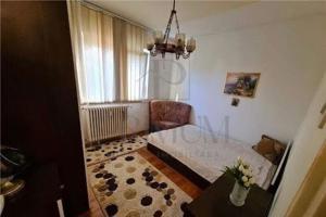 Apartament 3 camere - Zona Girocului - Decomandat - imagine 3