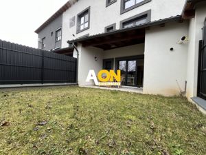 Casă înșiruită, P+E+M, 5 Camere, Zona Micești