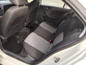 Vând Skoda Rapid 1.6 diesel 2014  - imagine 4