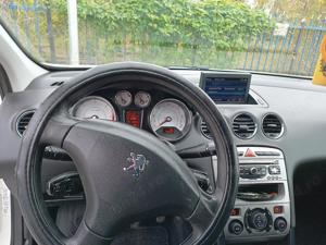 Peugeot 308 - imagine 5