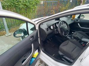 Peugeot 308 - imagine 7