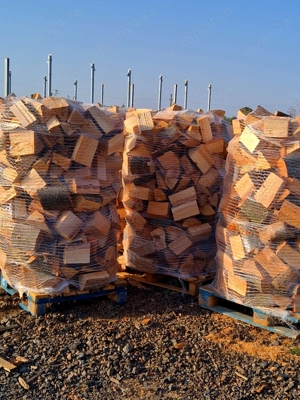 Lemn de foc taiat si crapat 