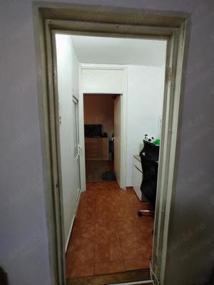 Apartament 2 camere Dambovita, centrala proprie, clima - imagine 3