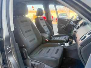 VW TIGUAN 4 Motion ( 4x4 ) . Cutie automata DSG . - imagine 17