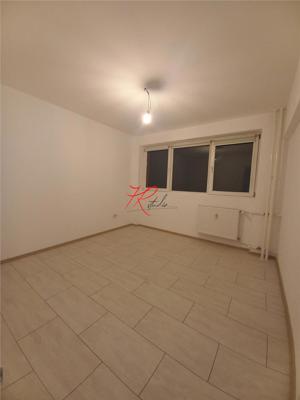 Vanzare apartament 3 camere Obor - renovat - imagine 9