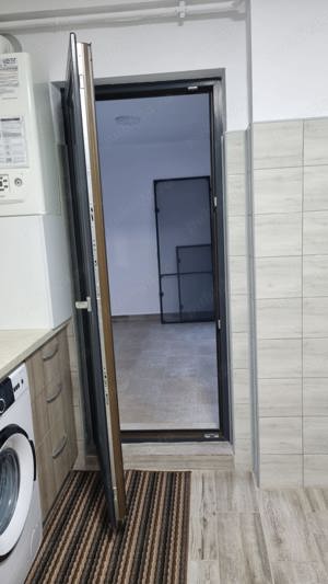 Apartament DE LUX, 2 camere, 63 mp., zona Liceului Moisil, parcare privată - imagine 9