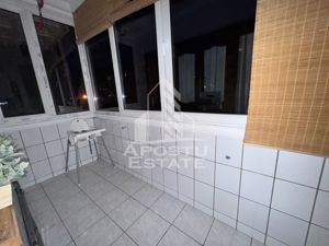 Apartament 4 camere,2 bai,centrala proprie - imagine 3