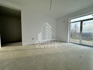 Apartament cu 2 camere, bucatarie inchisa, semidecomandat, zona Lidl - imagine 2