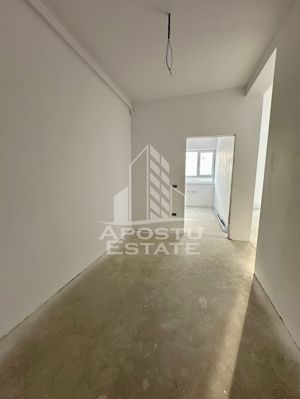 Apartament cu 2 camere, bucatarie inchisa, semidecomandat, zona Lidl - imagine 5