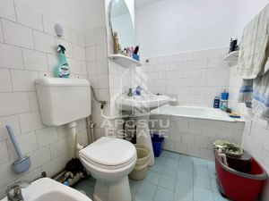 Apartament cu 3 camere, 2 bai, centrala proprie, zona Dambovita - imagine 8