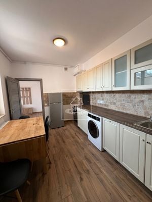 Apartament 3 camere de închiriat zonă centrală - imagine 10