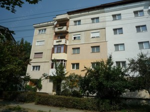 De vanzare apartament cu 2 camere in Bacau