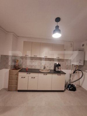 Apartament 2 camere Nou, pozitie deosebita,2 min de Coresi Tractoru - imagine 9