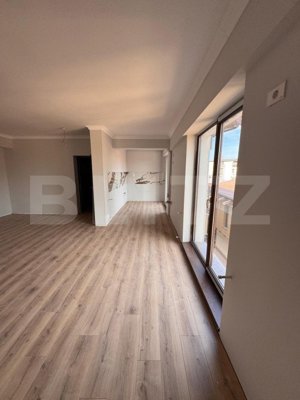 Apartament 3 camere 93,90 mp in ansamblu rezidential zona Damaroaia-Jiului - imagine 5