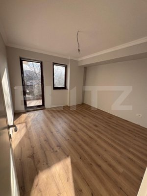 Apartament 3 camere 93,90 mp in ansamblu rezidential zona Damaroaia-Jiului - imagine 14