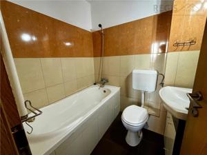 Apartament cu 3 camere si 2 bai situat in zona Garii - imagine 4