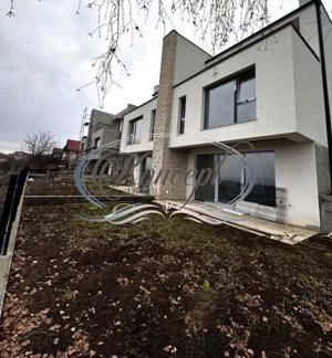 Duplex cu arhitectura moderna in Borhanci - imagine 2