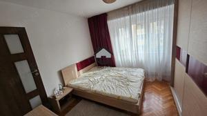 Apartament cu 2 camere in zona Lipovei, Decomandat.