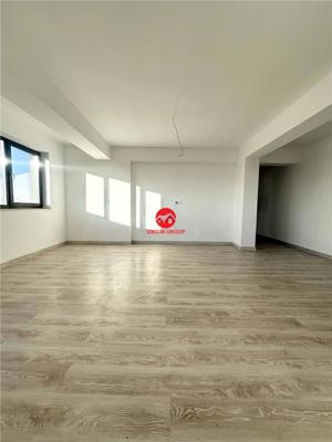 Apartament 2 Camere in Bloc Nou, La Cheie, Zona Veterani - imagine 2