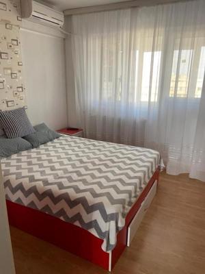 Apartament 4 camere de vanzare Veteranilor - imagine 5