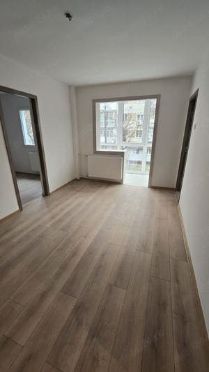 Vand apartament 3 camere Timisoara, str. Labirint et. 1 - imagine 2