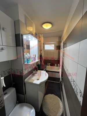 Oferim spre vanzare un Apartament cu 4 camere in zona Dambovita! - imagine 6