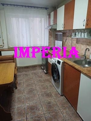 Apartament cu 4 camere , zona Liceul M.Eminescu - O.Onicescu, etaj 3