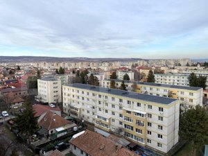 Garsoniera de închiriat, 22 mp, vedere panoramica, zona Piata Hermes - imagine 2