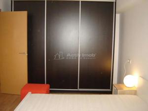 Apartament -- 2 Camere - Iulius Mall - imagine 5