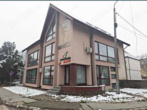 Inchiriere Vanzare - Spatiu comercial - 650 mp - Central, Onesti