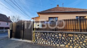 Casa in Sibiu cu 4 camere si teren generos strada Sacel Strand