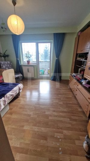 Apartament de vanzare, cu 4 camere, 91 mp, zona-Astra