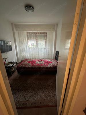 Vând apartament 3 camere Micro 16 etj.1 decomandat  - imagine 6