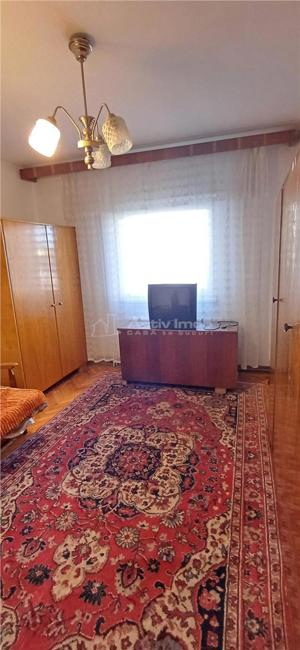 Apartament de inchiriat 4 camere 2 bai 2 balcoane 1 terasa si pivnita zona Garii - imagine 13