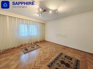 Apartament 4 camere cu 2 băi în zona 13 Septembrie, loc de parcare