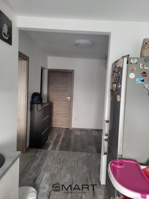 Apartament renovat, 3 camere, complet mobilat – Vasile Aaron, Sibiu cu balcon - imagine 7