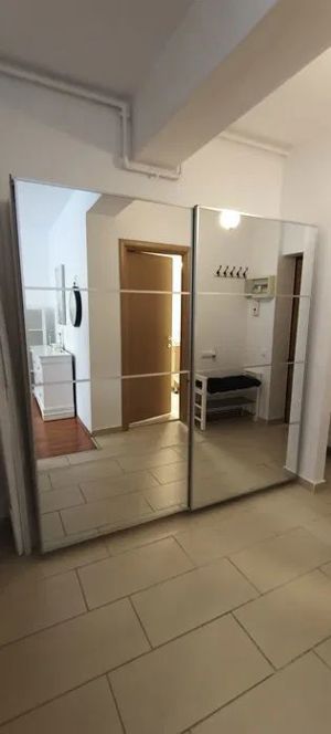 STUDIO PALLADY TOWERS, DECOMANDAT, CENTRALA PROPRIE, METROU 5 MINUTE - imagine 6