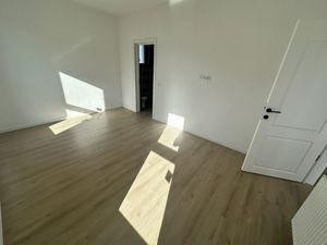 CASA INDIVIDUALA PE PARTER - 4 CAMERE, TOATE UTILITATILE, COMISION 0% - imagine 4