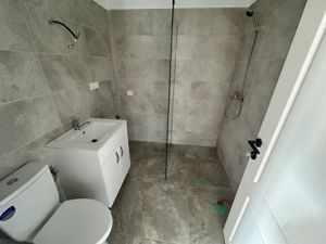 CASA INDIVIDUALA PE PARTER - 4 CAMERE, TOATE UTILITATILE, COMISION 0% - imagine 12